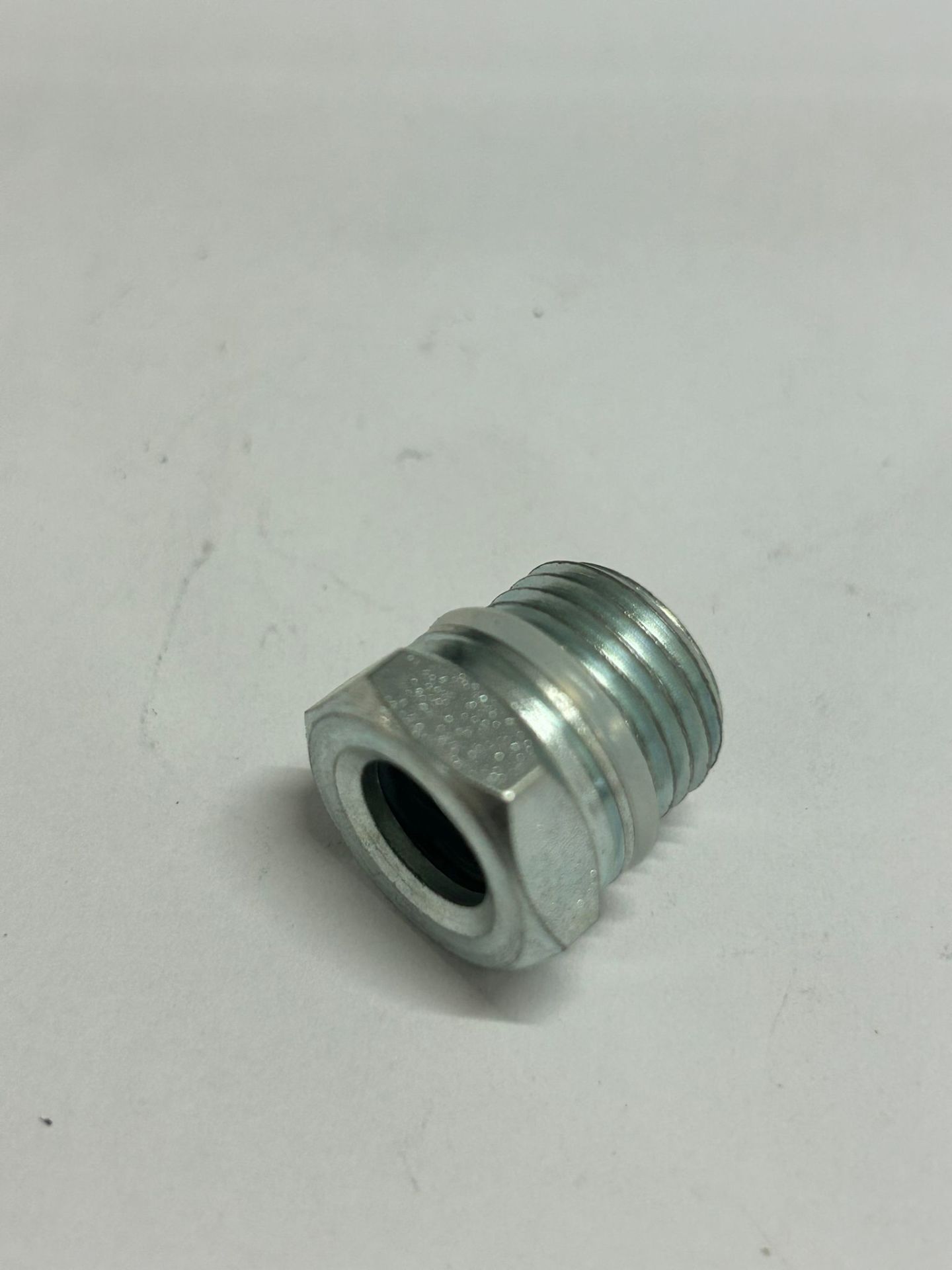 MONTAJ DİREKSİYON POMPA ADAPTÖRÜ T15-V184 MNT F33C 3F656 BA 6742740